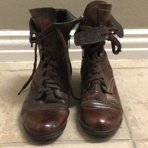 Steve Madden Troopa Boot